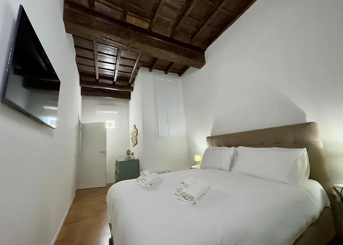 Trastevere Lungaretta, Апартаменты Рим